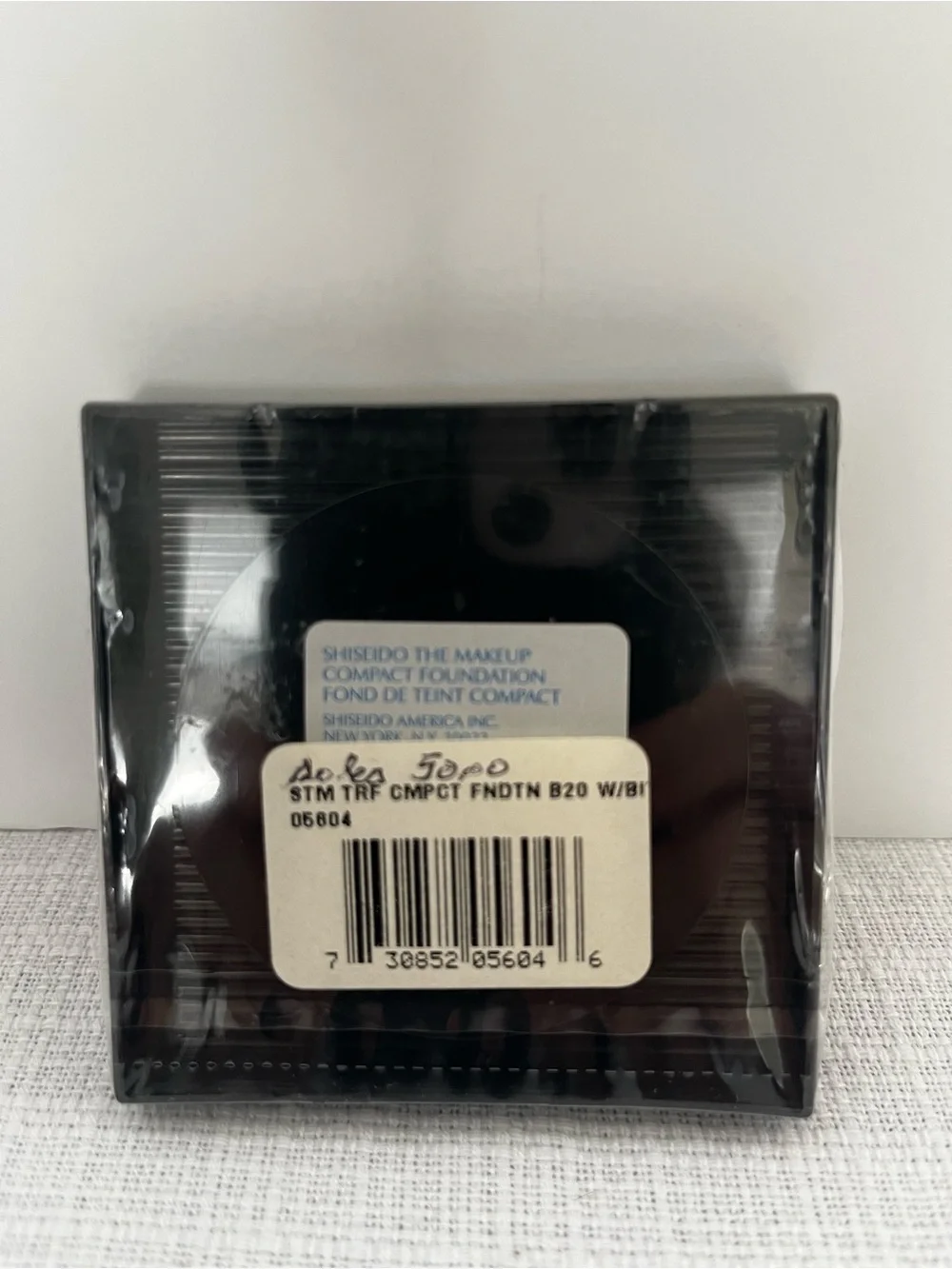 Shiseido Compact Foundation refill B20 Natural Light Beige - New.